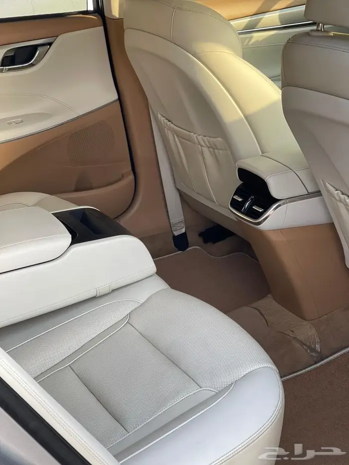 ازيرا بدي وكالة ستة سلندر 2021 16