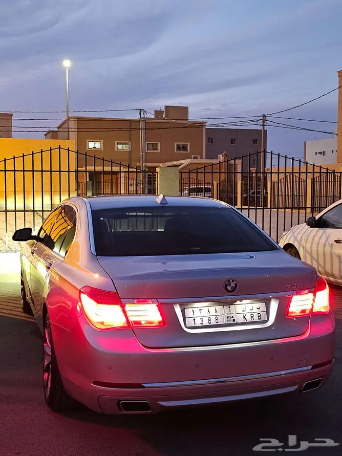 بي ام دبليو نظيف جدا مصين جاهز و السعر مناسب 15