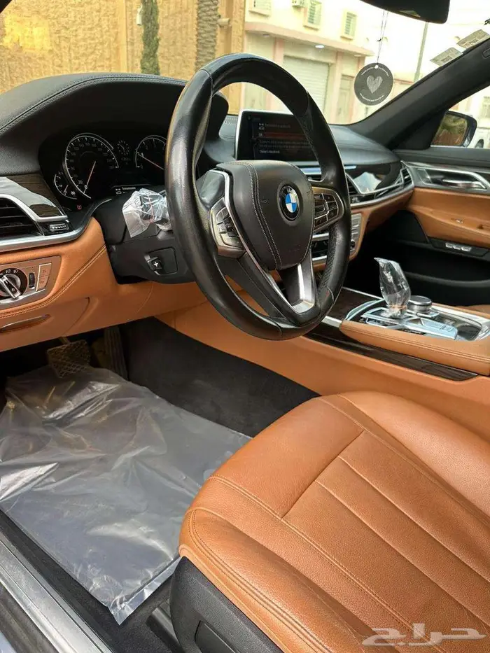 بي إم دبليو BMW 740Li 2017 سعودي 31