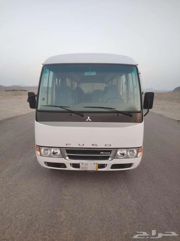 باص متسوبيشي مخزن 0