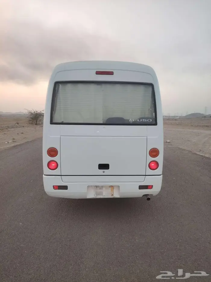 باص متسوبيشي مخزن 24