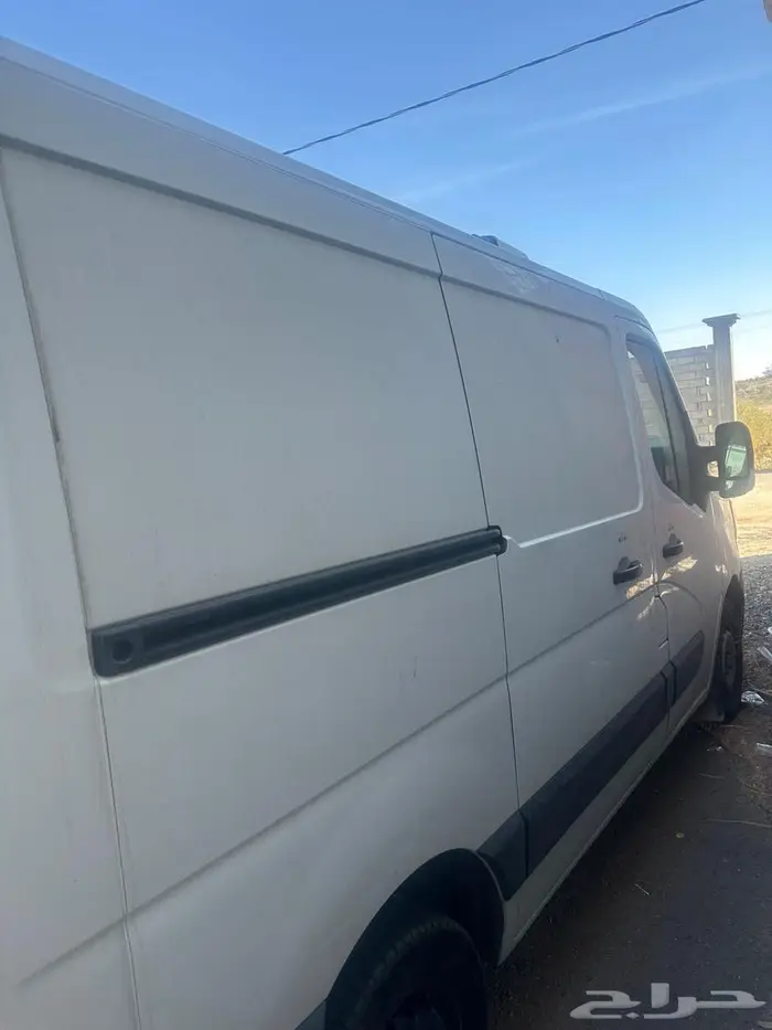 رينو فان ثلاجه 4