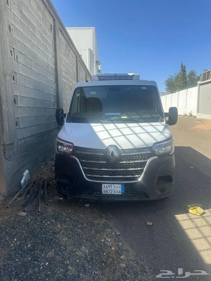 رينو فان ثلاجه 2