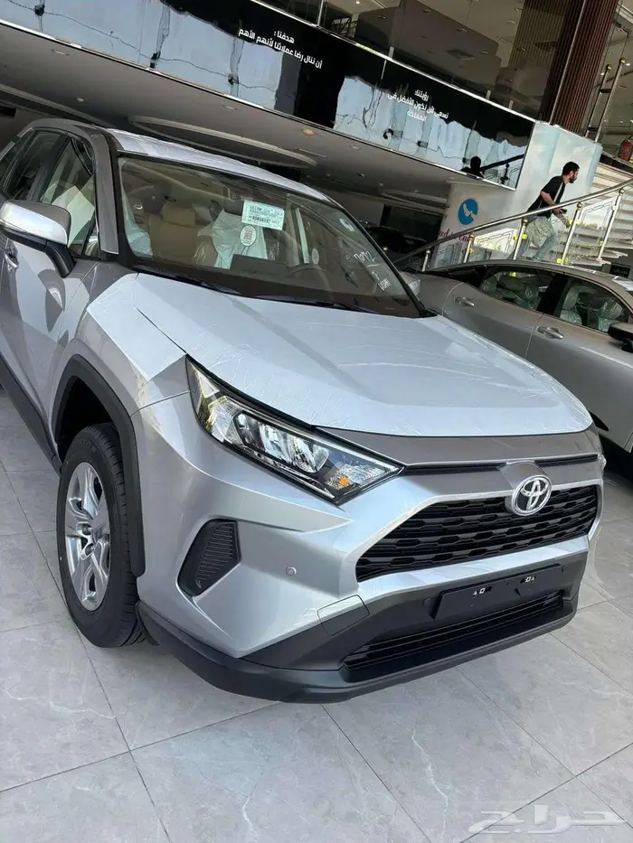 تويوتا راف فور ال اي ستاندر بدون دبل 2025 رمادي وفضي 5