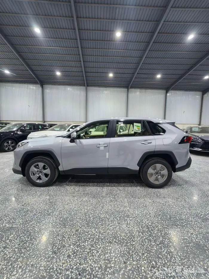 راف فور LE دبل بنزين 2025 السعر 101200 3