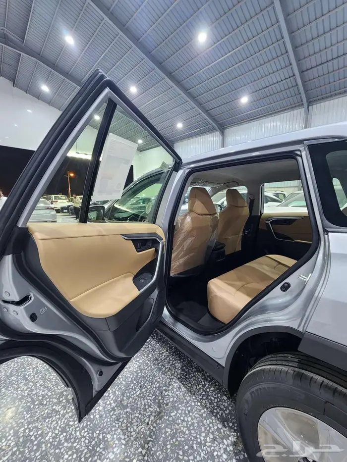 راف فور LE دبل بنزين 2025 السعر 101200 9