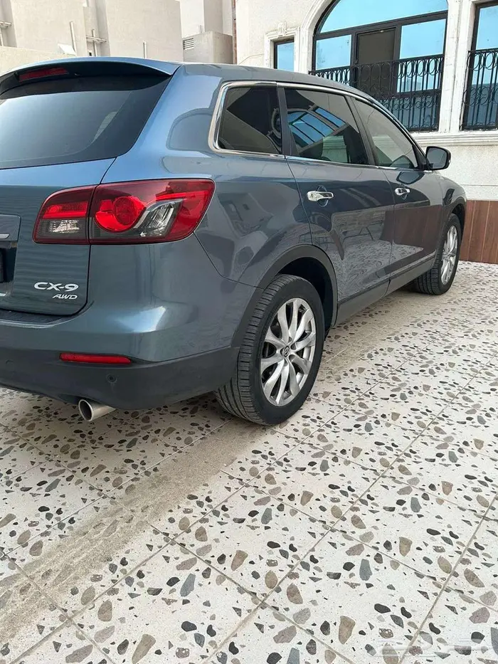 مازدا CX-9 موديل 2015 بحالة ممتازة 4