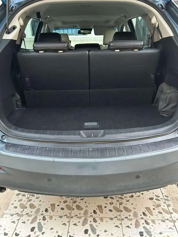 مازدا CX-9 موديل 2015 بحالة ممتازة 10