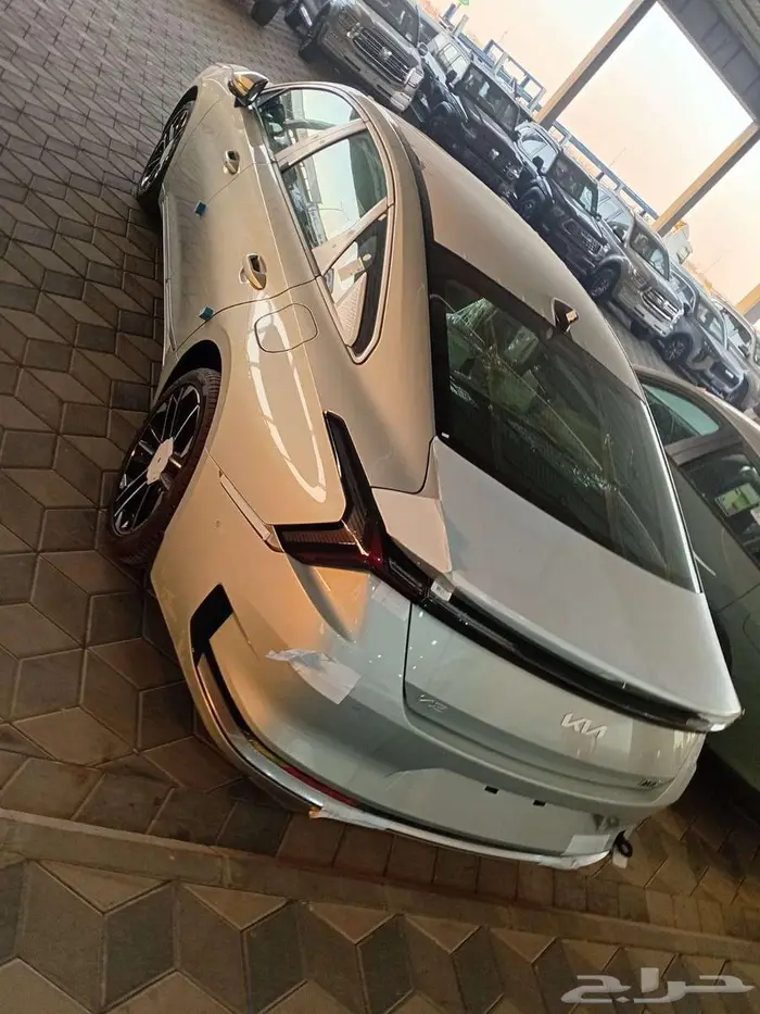 كيا كي 8 نص فل 2026 لدي شركة سفنز للسيارات ( تمويل وكاش) 16