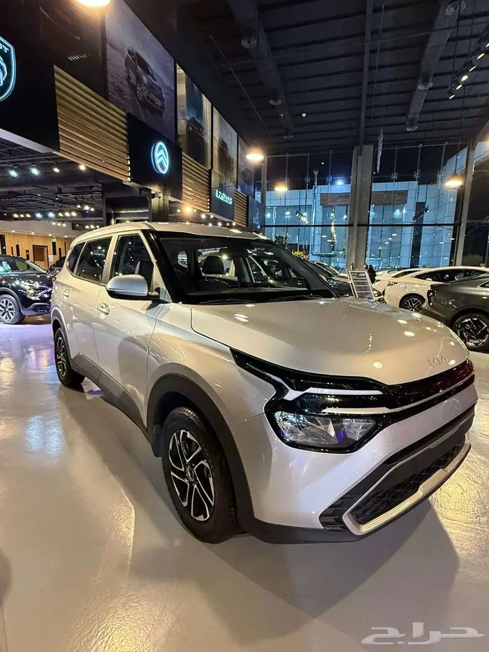 كيا كارينز 2025 ستاندر مطور عرض حصري 0