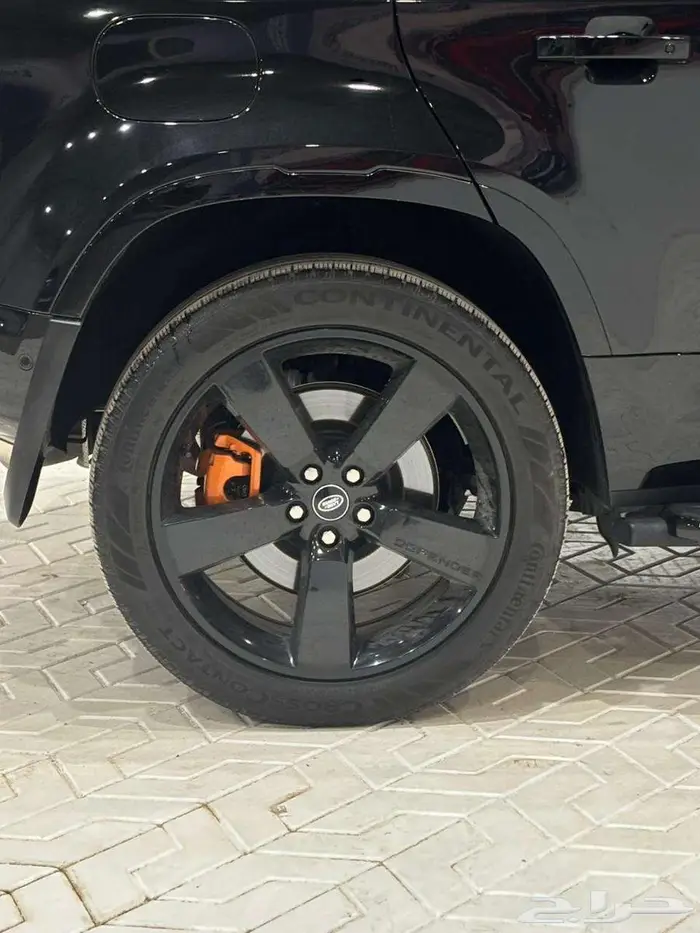 لاند روفر ديفندر 2024 فل كامل 6