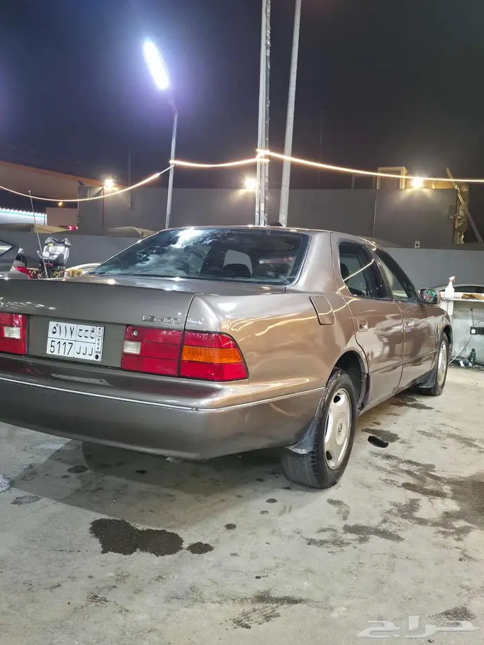 لكزس LS400 بلوحة مميزة 4