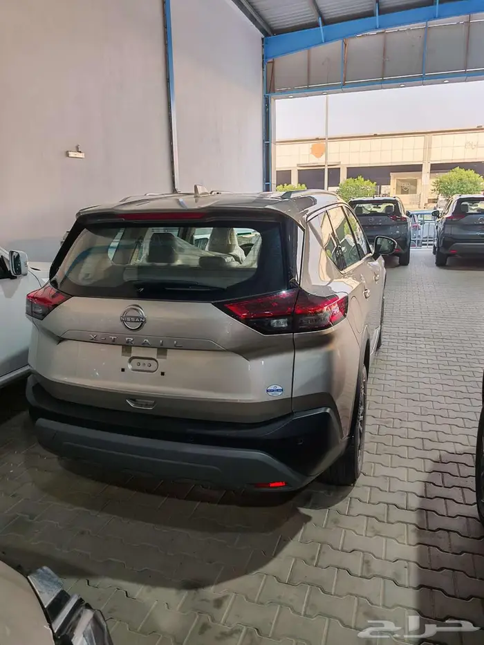عرض نيسان اكستريل 2024 دبل للبيع كاش او اقساط 5