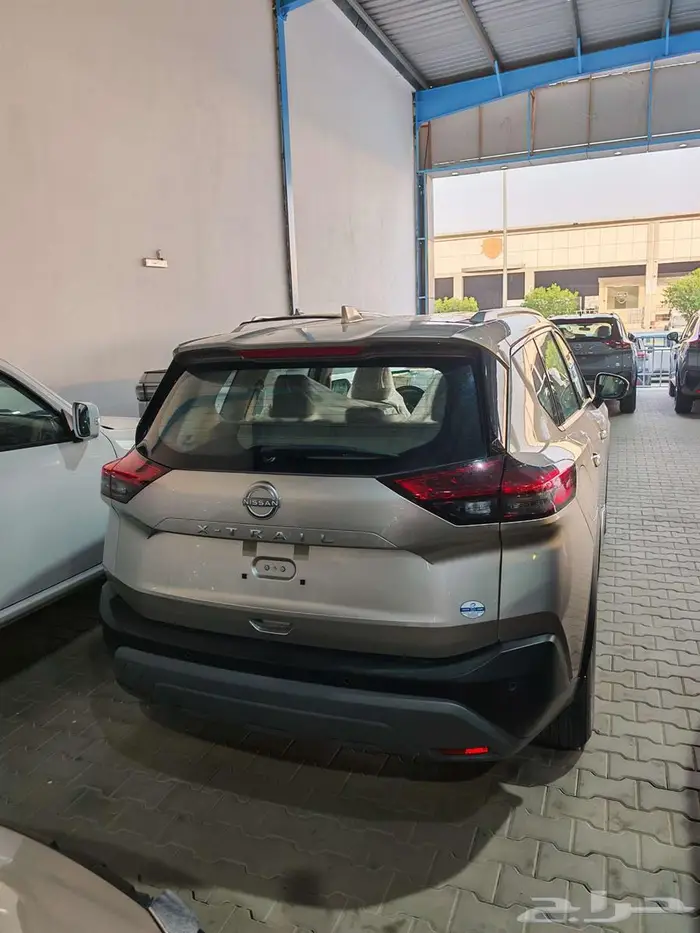عرض نيسان اكستريل 2024 دبل للبيع كاش او اقساط 2