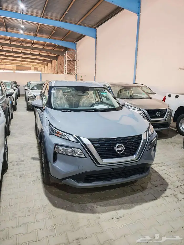عرض نيسان اكستريل 2024 دبل للبيع كاش او اقساط 4