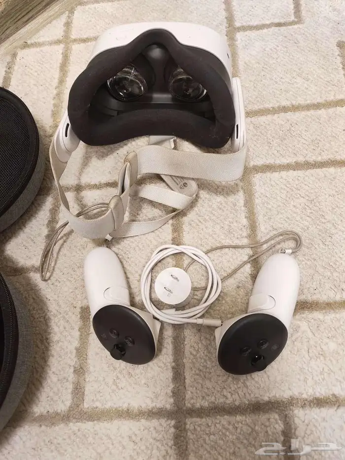 بيع Meta Quest 3s مستعملة   حالة ممتازة 1