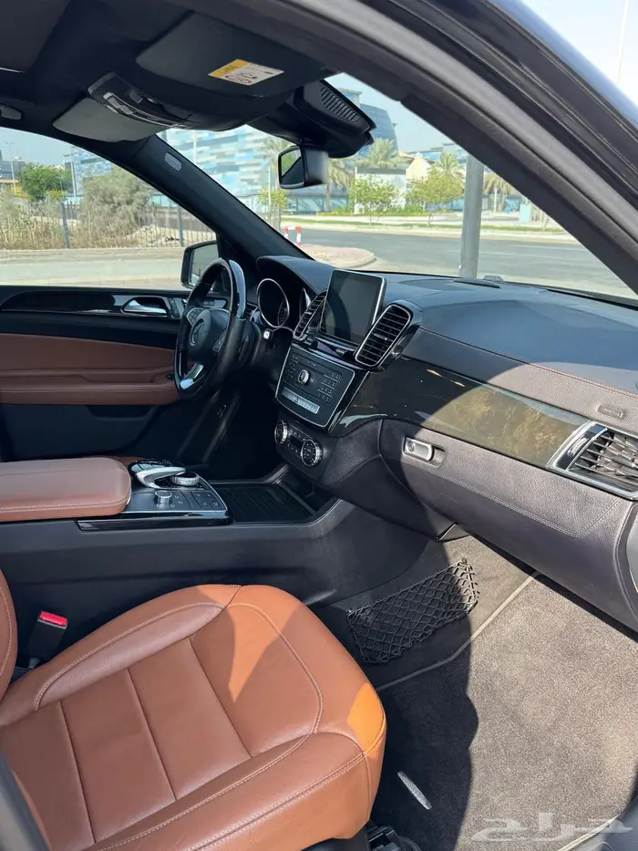 مرسيدس GLE 2016 مخزن 7