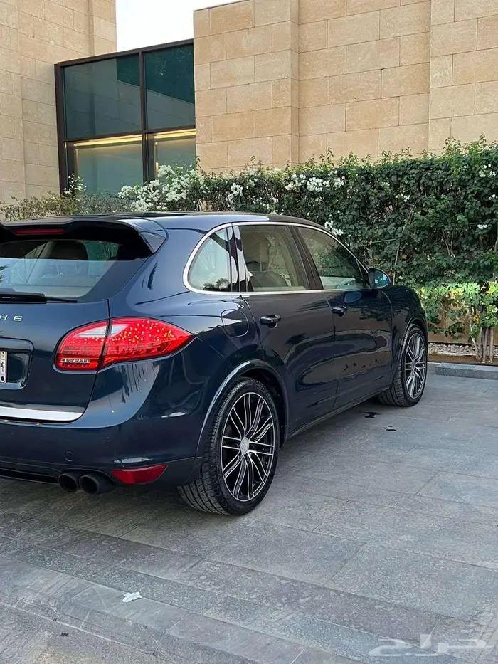 بورش كايين تيربو 2014 قمة في النظافة 25