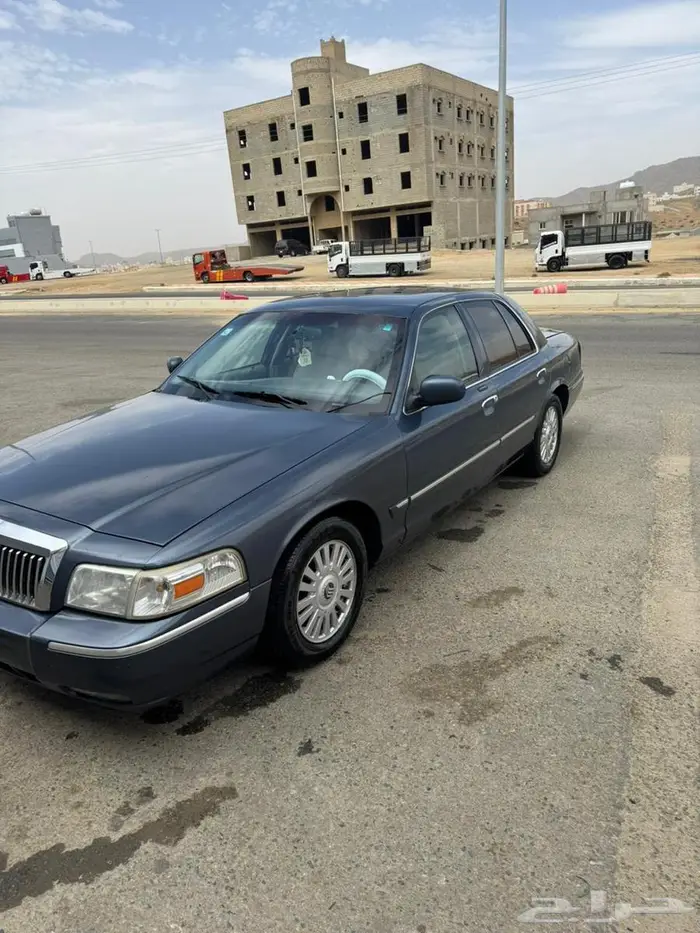 فورد - جراند ماركيز أمريكي 2007 نظيف 1