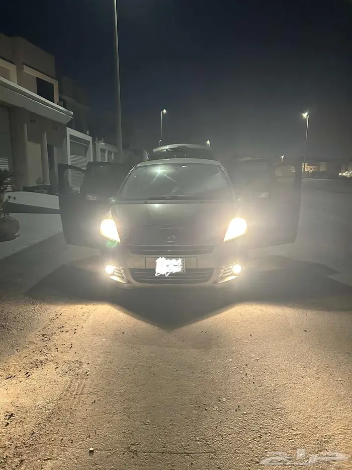 سيارة بيجو 5008 موديل 2014 فل كامل 14