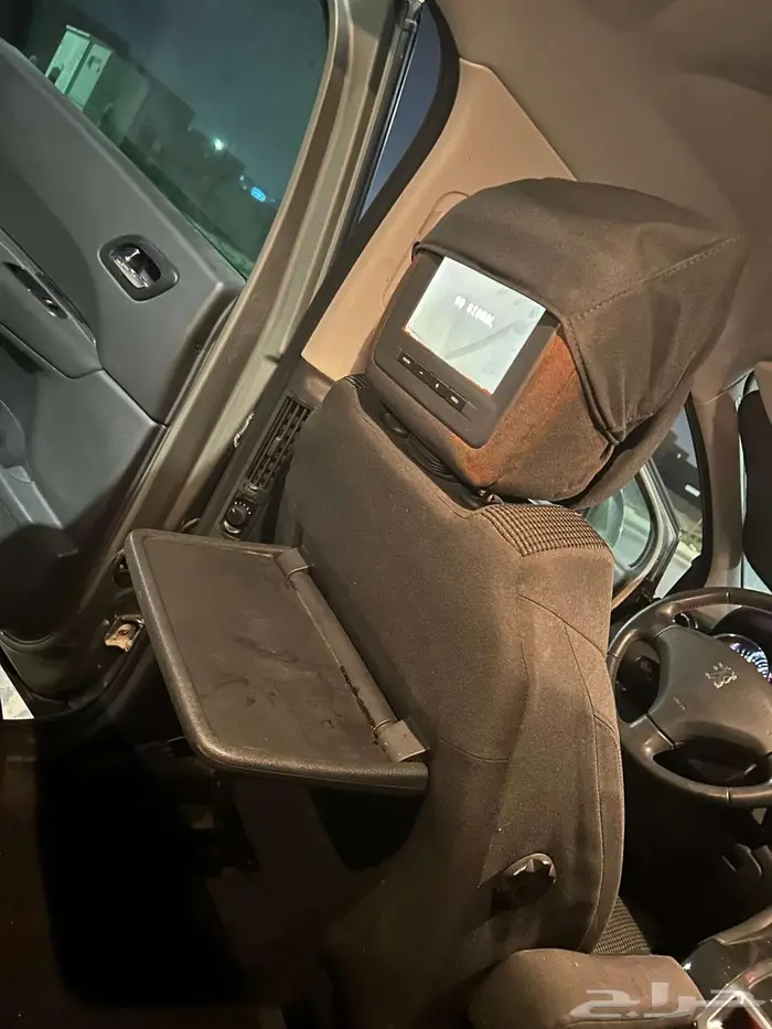 سيارة بيجو 5008 موديل 2014 فل كامل 8