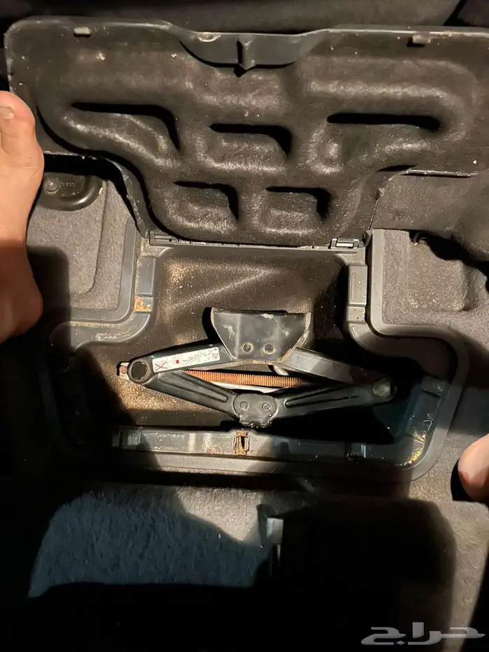 سيارة بيجو 5008 موديل 2014 فل كامل 17