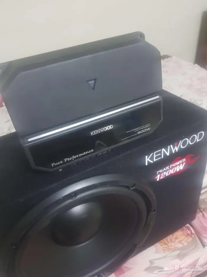 مكبر ومضخم صوت لسياره شبه جديد 2