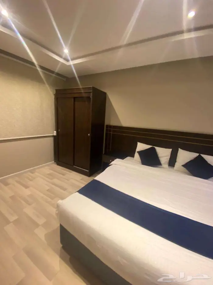 شقة فندقية غرفتين وصالة مؤثثة وفاخرة للعوايل بخميس مشيط 1