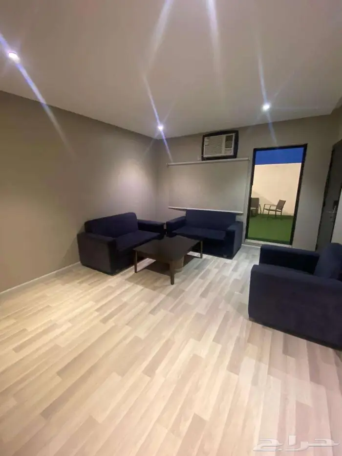 شقة فندقية غرفتين وصالة مؤثثة وفاخرة للعوايل بخميس مشيط 2