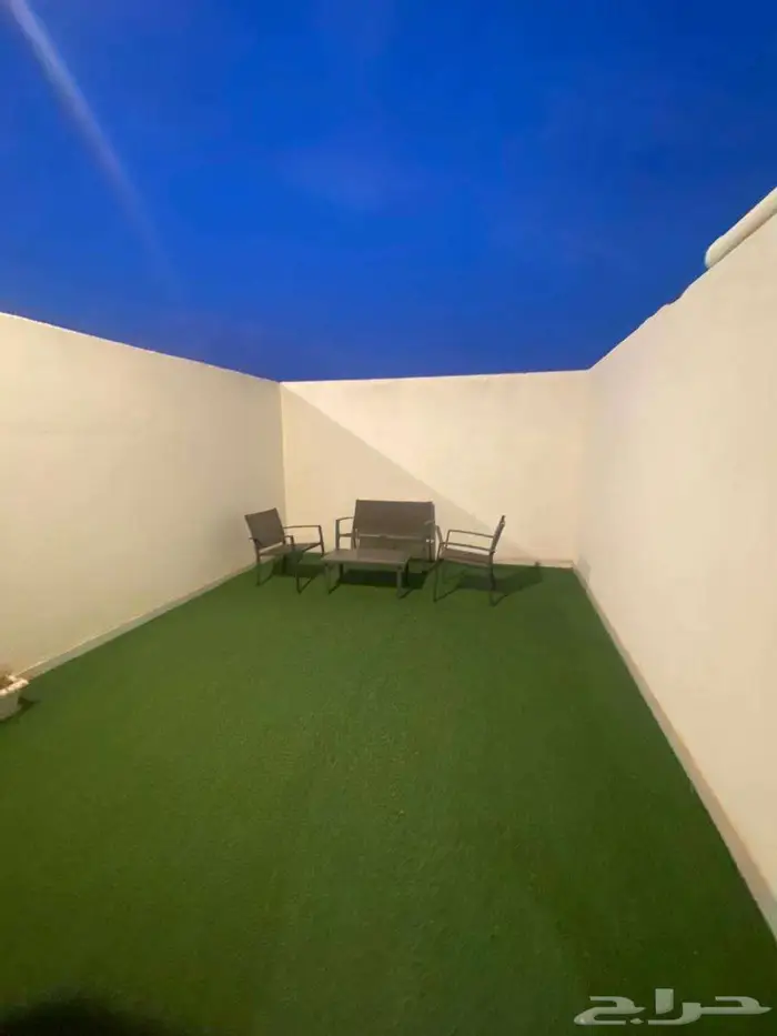 شقة فندقية غرفتين وصالة مؤثثة وفاخرة للعوايل بخميس مشيط 16