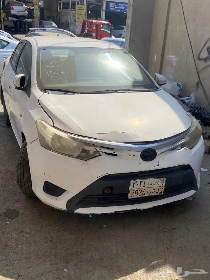 سيارة تويوتا يارس موديل 2015 2