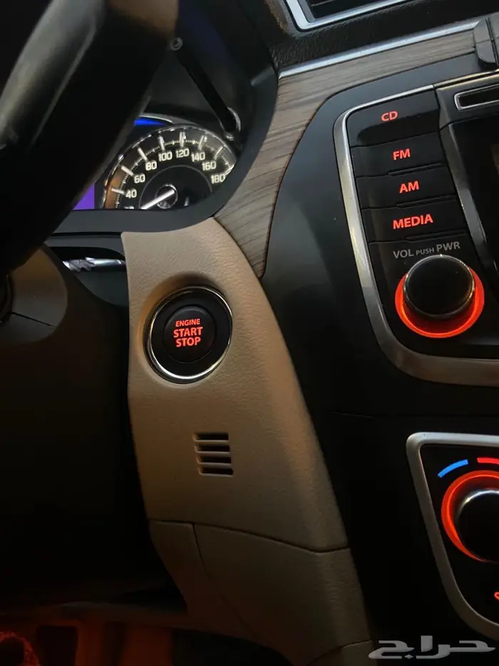 سيارة للبيع سيارة سوزوكي سياز2023 12