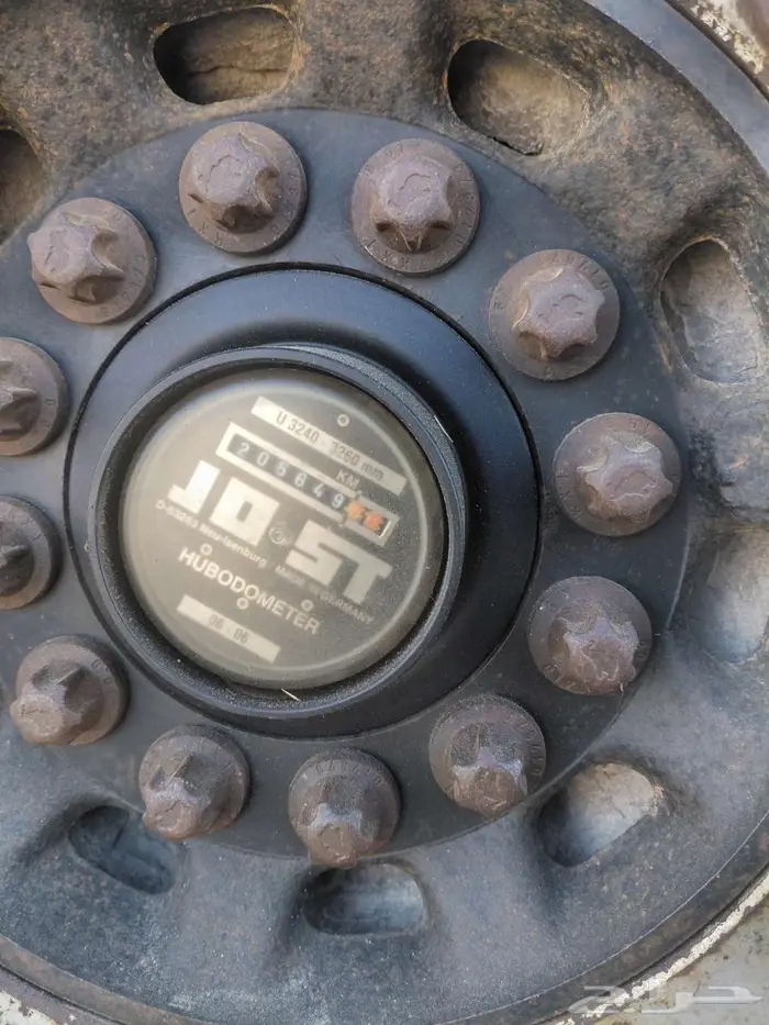 للبيع تيدر الماني 3محاور سسته فوق 12