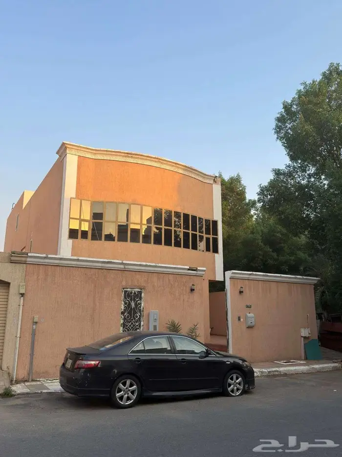 فيلا للبيع في حي العوالي - مكة المكرمة 2