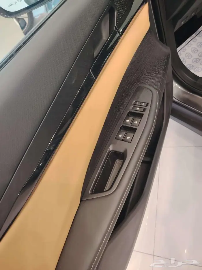 شانجان يونى فى اليت 2026 6