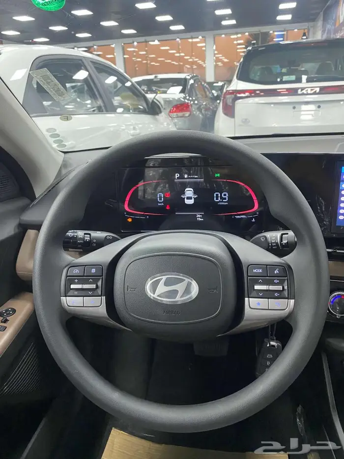 اكسنت سمارت 2026 رمادي - متوفر جميع الألوان 5