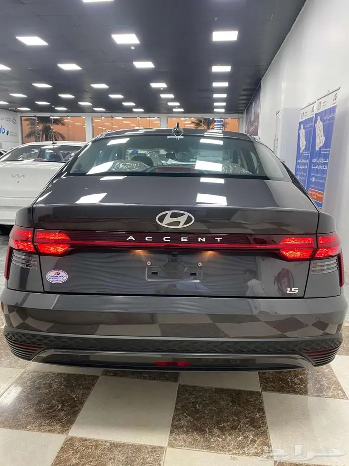 اكسنت سمارت 2026 رمادي - متوفر جميع الألوان 8