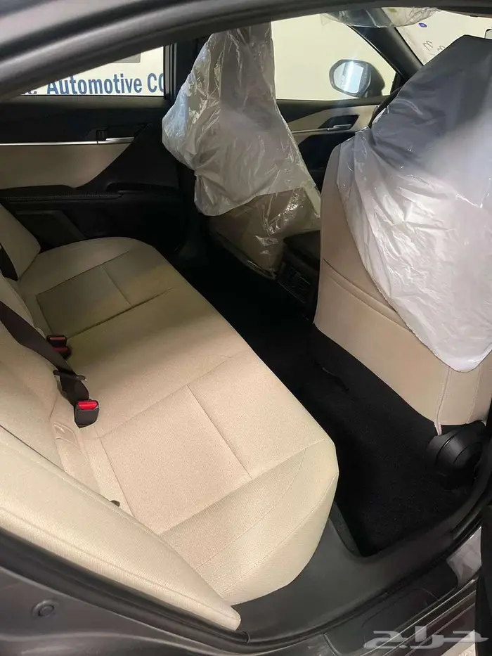 تويوتا كامري LE بنزين 2025 6