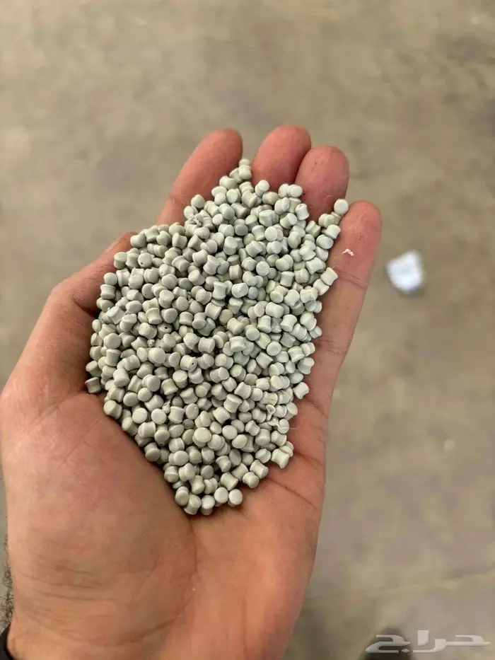 مواد بلاستيك محببة معاد تدويرها 15