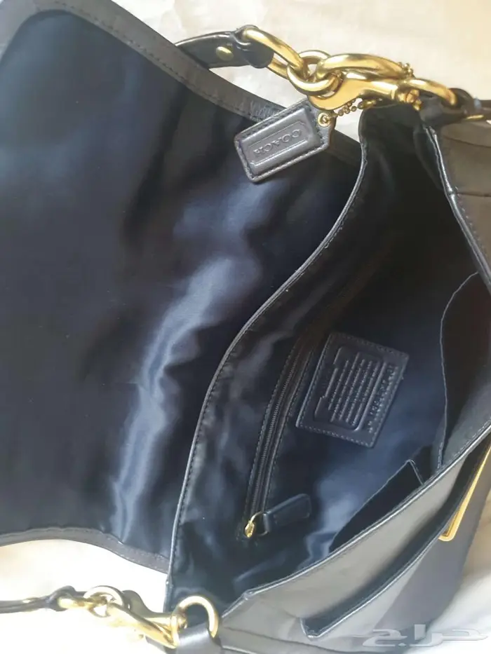 شنطة من كوتش أصلية بحالة ممتازة 1