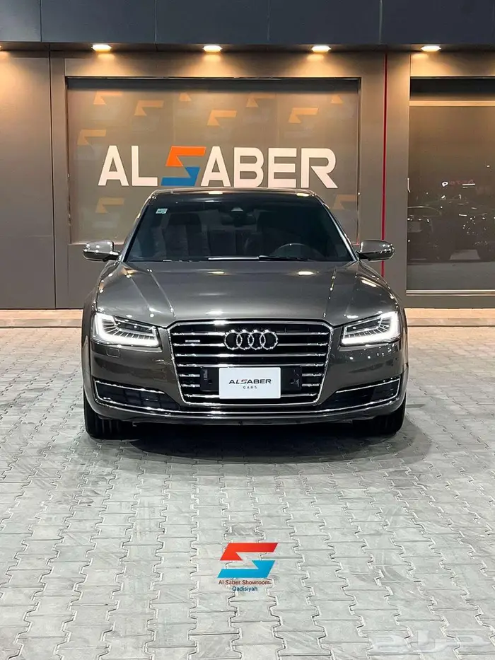 اودي A8 1