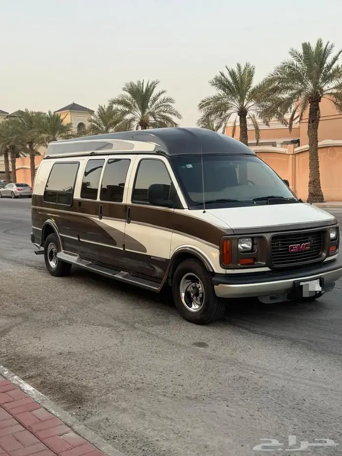 للبيع جي ام سي سافانا 98 اصدار خاص 1