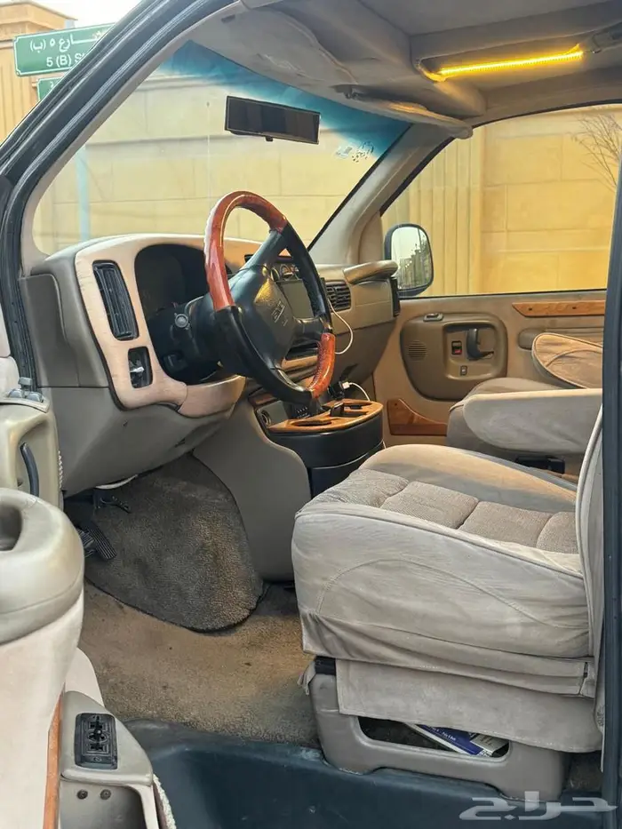 للبيع جي ام سي سافانا 98 اصدار خاص 7