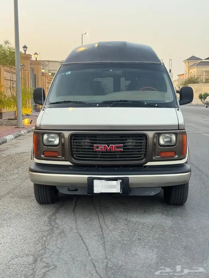 للبيع جي ام سي سافانا 98 اصدار خاص 3
