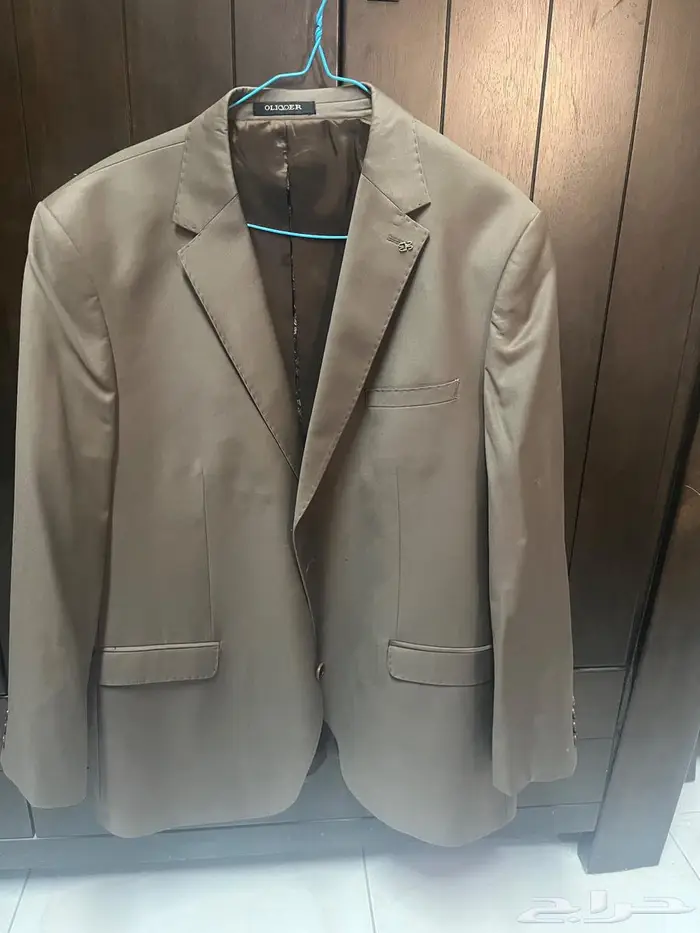 جاكيت تركي مقاس 42شبه جديد ملبوس مره واحده ساعتين فقط 0