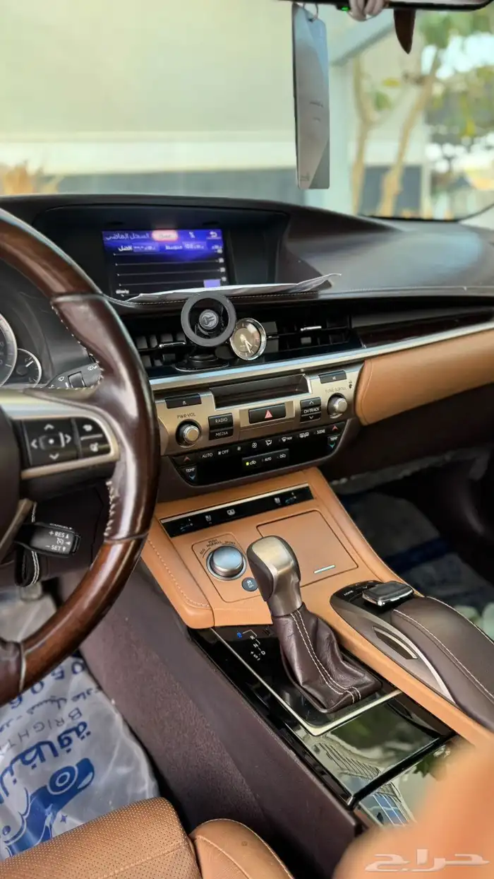 لكزس ES 350 موديل 2017 8