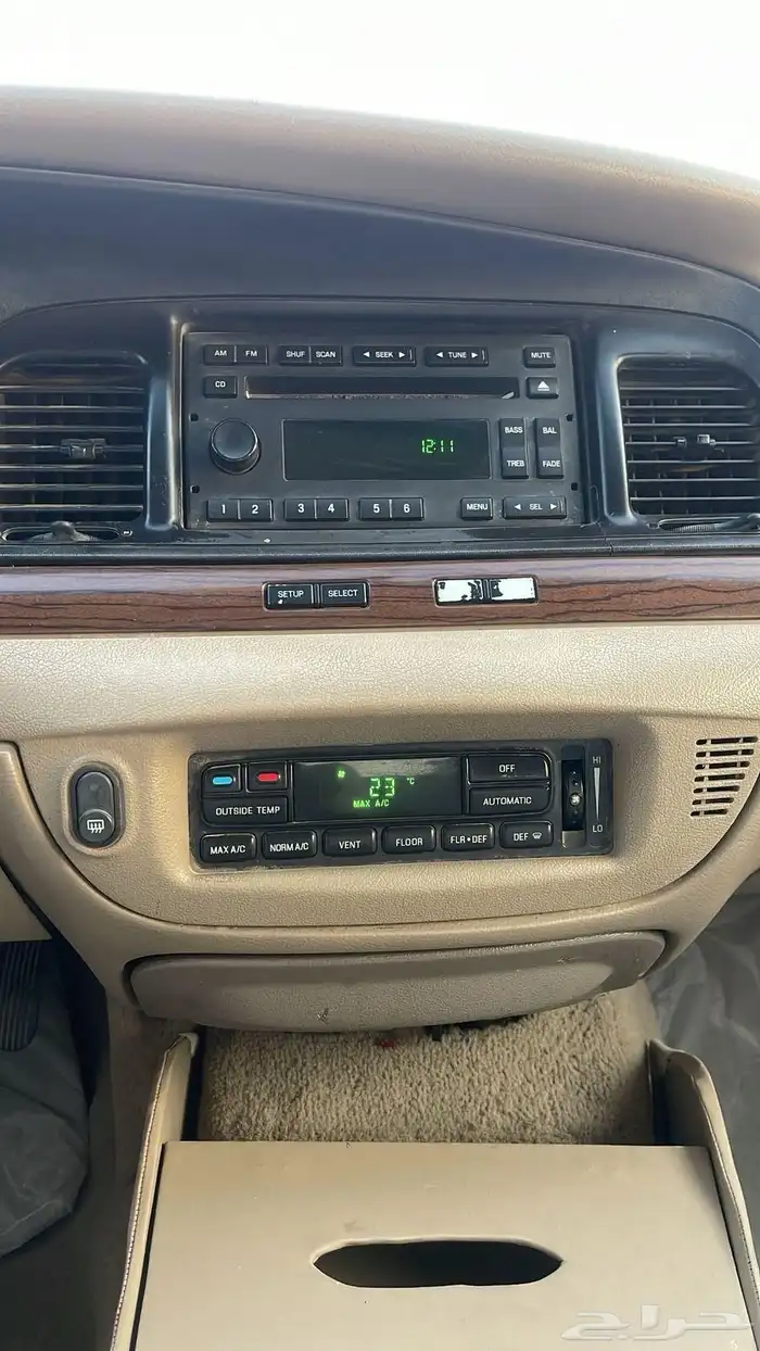 فورد فكتوريا 2010 6