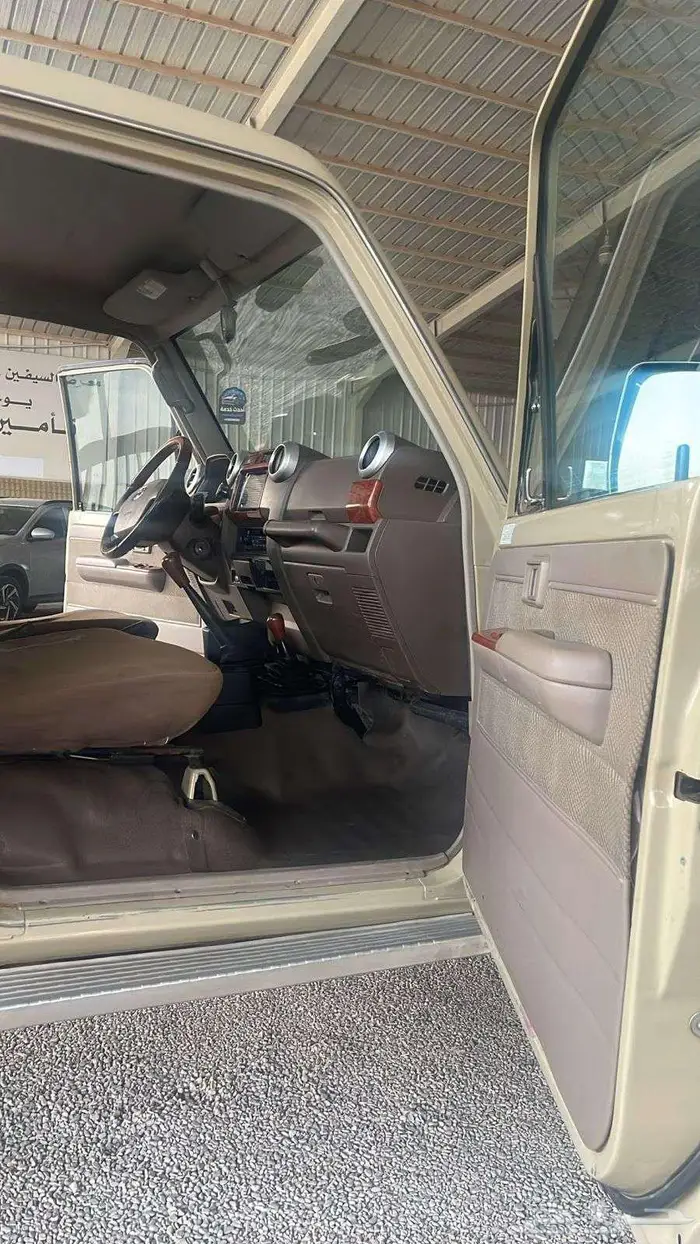 تويوتا شاص بكب غماره قير عادي 2016 6