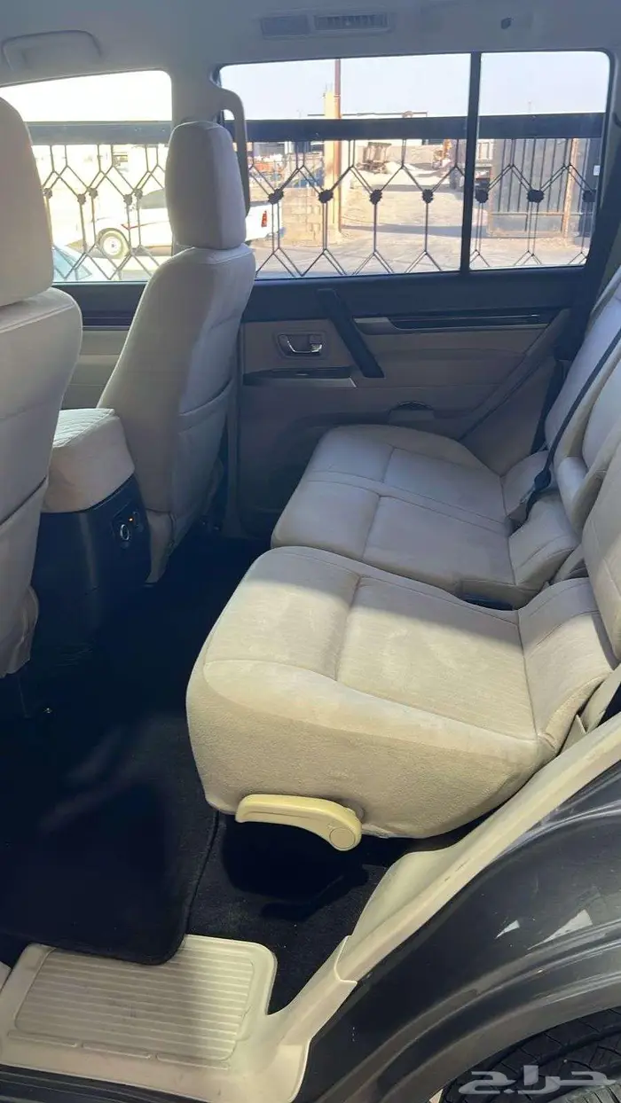 ميتسوبيشي باجيرو 2016 10