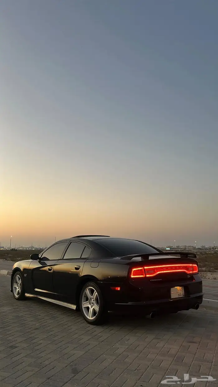 دوج تشارجر 2014 معدل بدي srt و مكينة 5